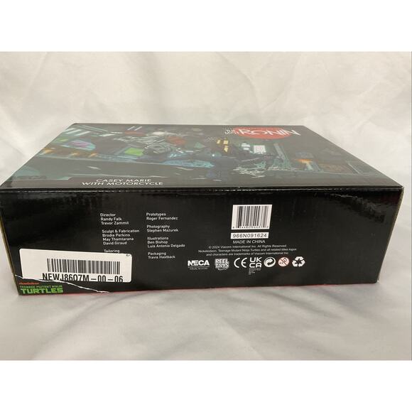 NEW NECA TMNT THE LAST RONIN CASEY MARIE MOTORCYCLE FIGURINE - Picture 5 of 5